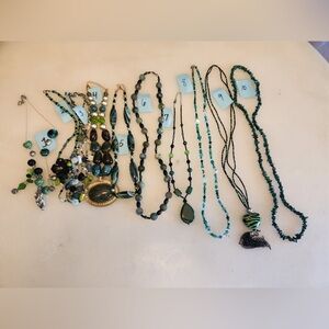 Green and Black Forest Beaded Necklace Set